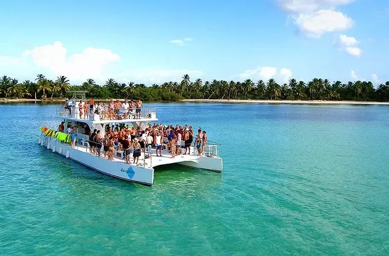 Marinarium snorkeling cruise in Punta Cana